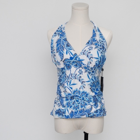 La Blanca. Beyond Haler Goddess Tankini Swim Top. - Picture 2 of 12